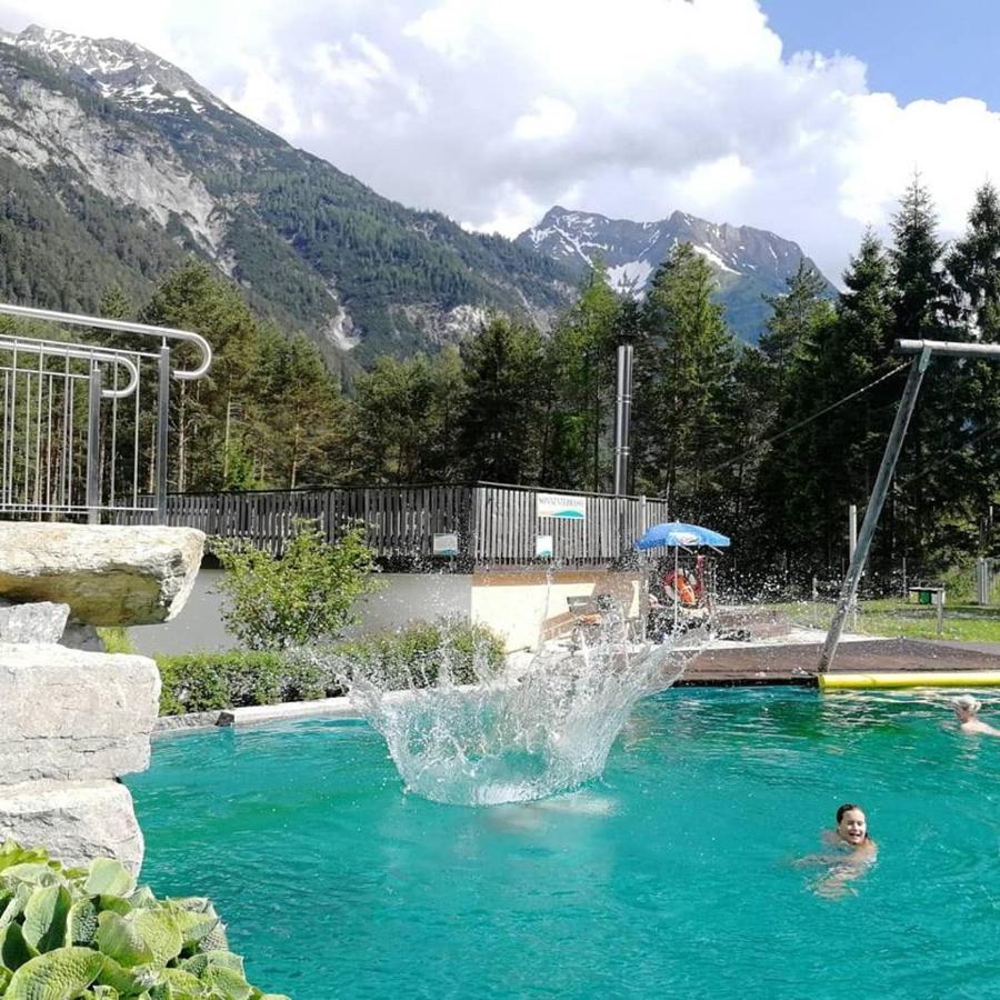 Camping Lechtal Vorderhornbach Екстериор снимка