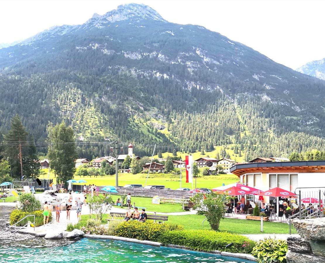 Camping Lechtal Vorderhornbach Екстериор снимка