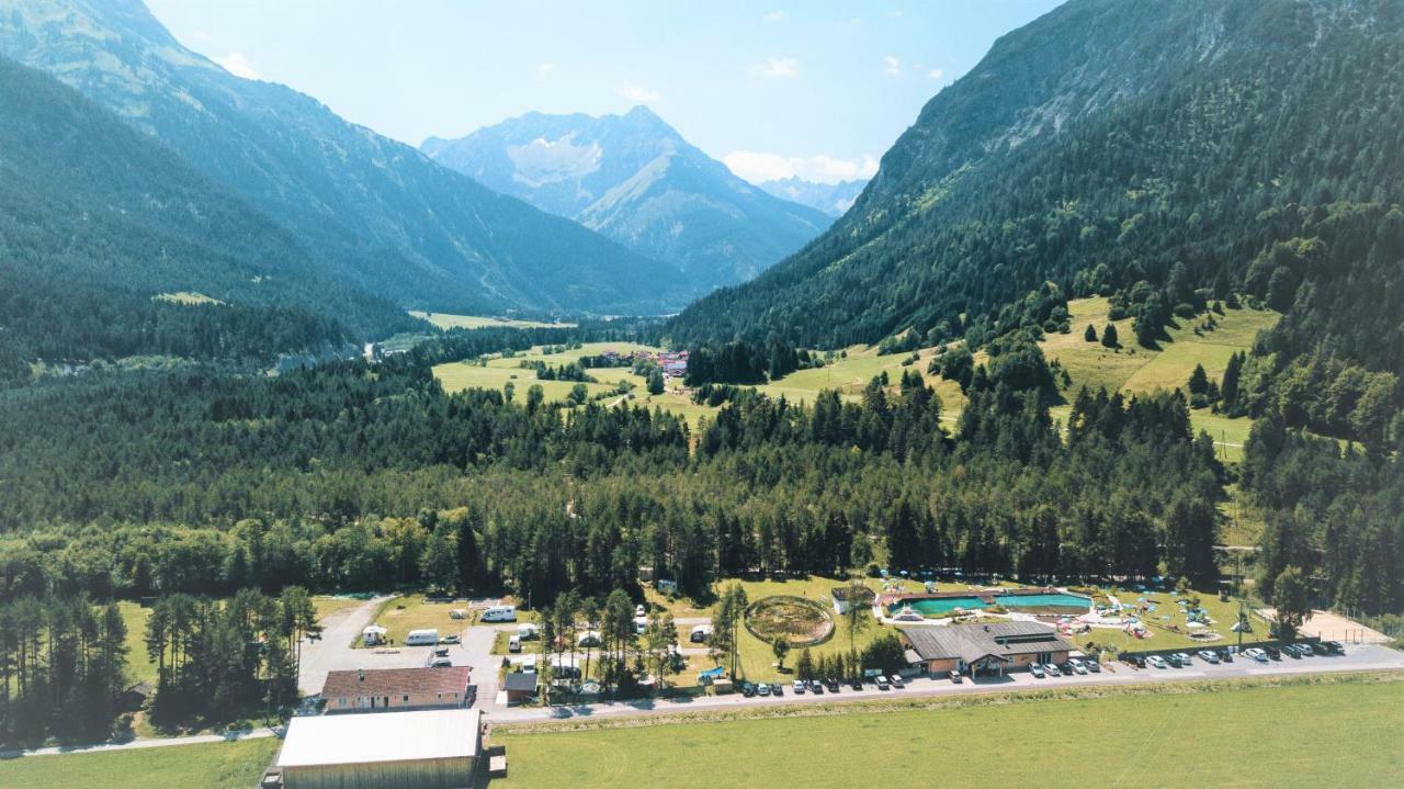 Camping Lechtal Vorderhornbach Екстериор снимка